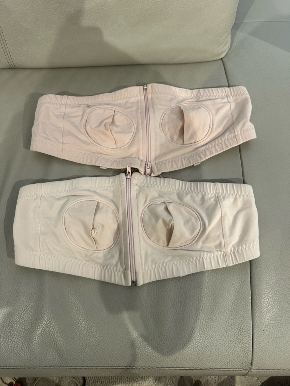 2 pumping bras